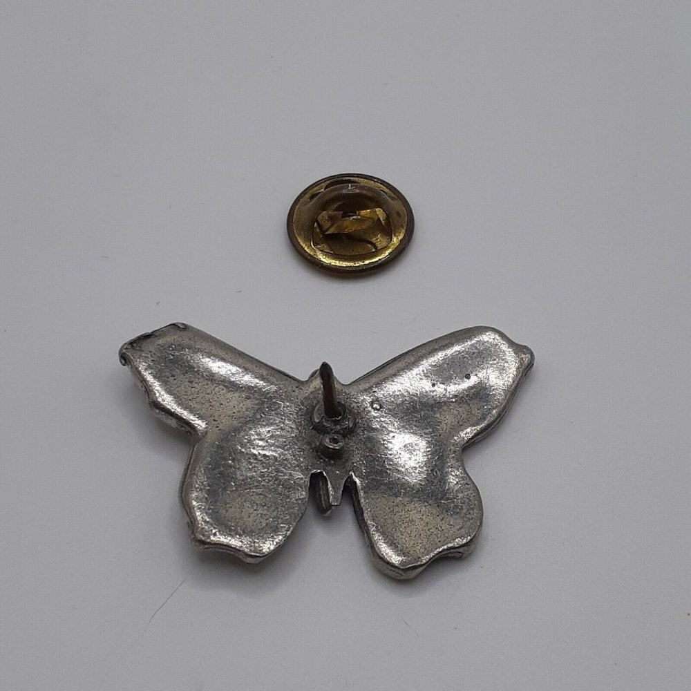 Pewter Butterfly Lapel Hat Pin or Tie Tack - Picture 4 of 4
